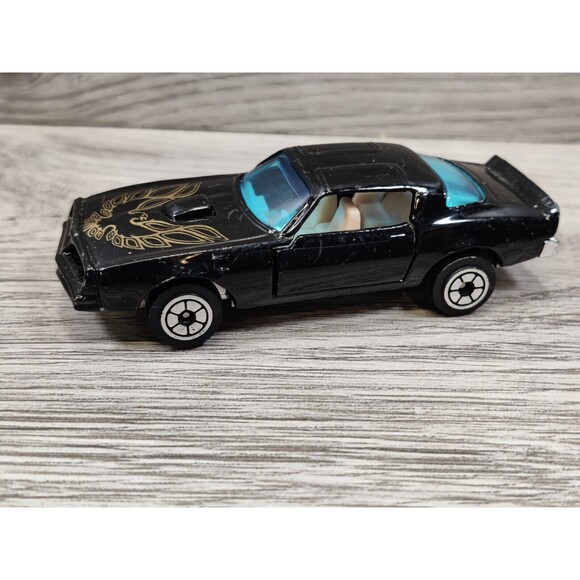 Collectible Diecast Yatming No. 1060 Pontiac Trans-Am Toy Car Made In Hong Kong - Picture 4 of 10